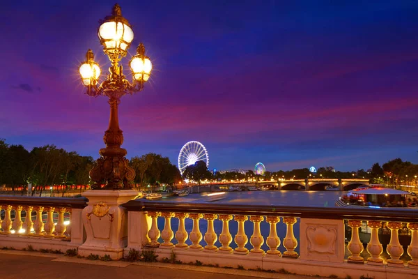 Pont Alexandre Iii in Parijs Frankrijk over de Seine — Stockfoto