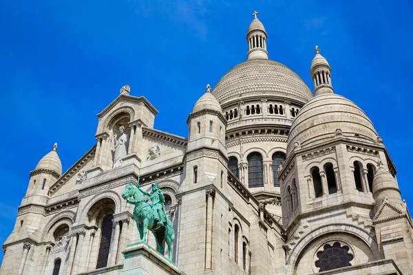 Sacre Coeur Fellique в парижском Монмартре — стоковое фото