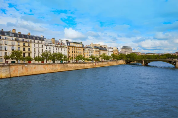 Pont de la Tournelle sobre o rio Sena de Paris — Fotografia de Stock