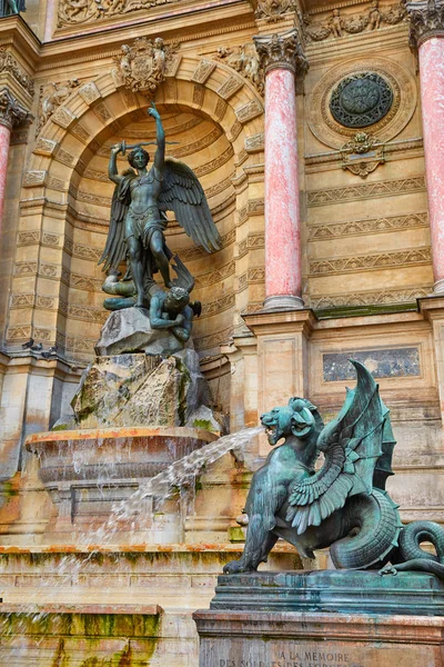 Paris Saint Michel fontaine France — Stock fotografie