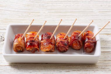 pinchos pastırma tarihleri pintxos tapas sarılmış