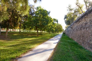 Valencia Turia park bahçeler görüntülemek