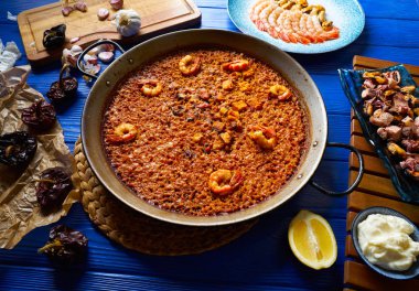 Deniz ürünleri Paella senyoret pirinç İspanya'dan