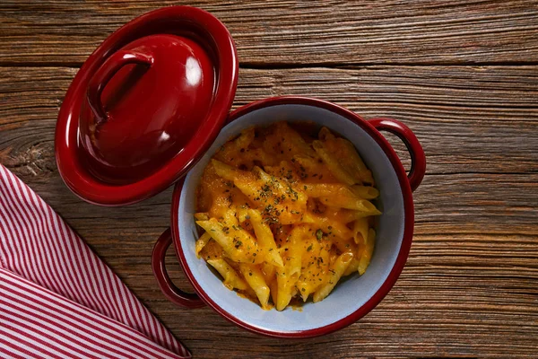 Macarrão e queijo receita de massa italiana — Fotografia de Stock