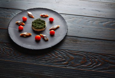 Pannacotta codium ve domates ile sardalya