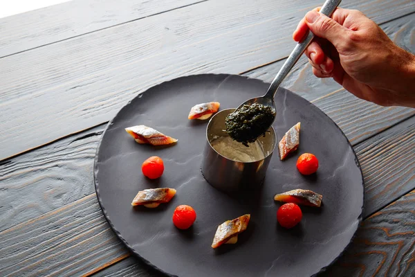 Pannacotta codium ve domates ile sardalya