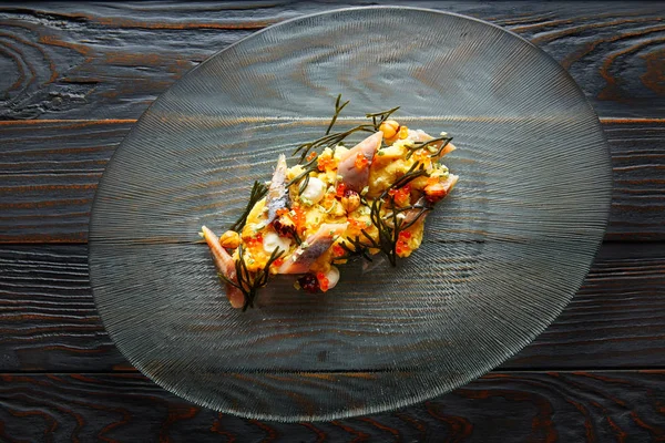Sardinky salát krémový sýr kukuřice codium — Stock fotografie