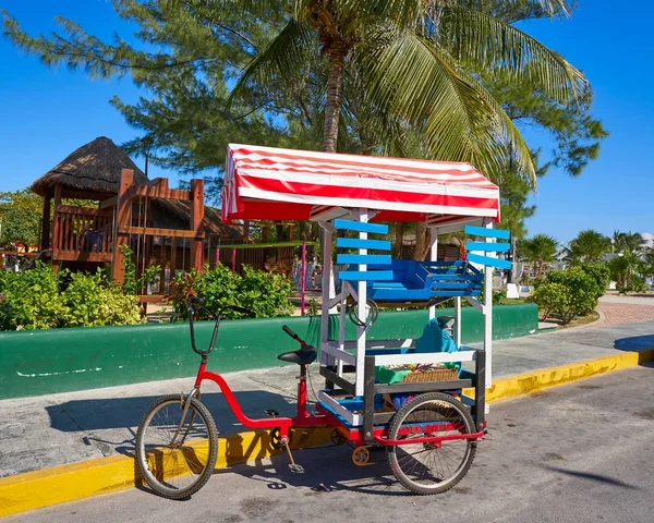 Caribbean tricycle shop bicycle Mexico — Stock Photo, Image