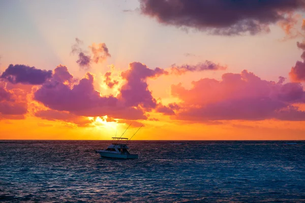 Riviera Maya sunrise beach in Mexico — Stock Photo, Image