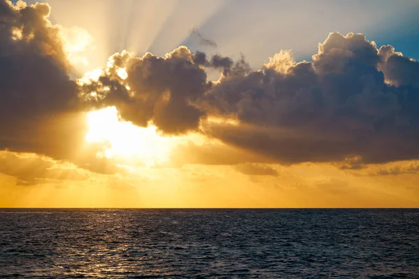 Riviera Maya sunrise beach Meksika