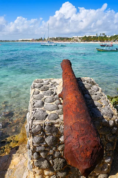 Akumal praia canon enferrujado em Riviera Maya — Fotografia de Stock