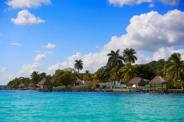 Laguna de Laguna Bacalar v Mexiku mayské — Stock fotografie