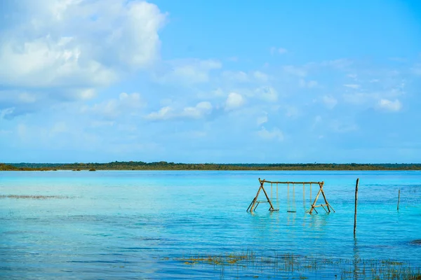 Laguna de laguną Bacalar w Mayan Meksyk — Zdjęcie stockowe