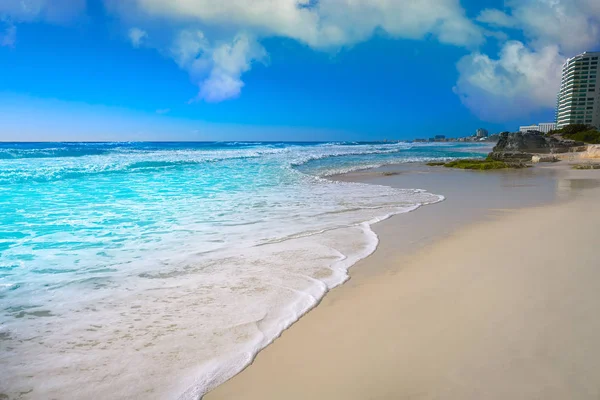 Cancun Forum beach Playa Gaviota Azul — Stok fotoğraf