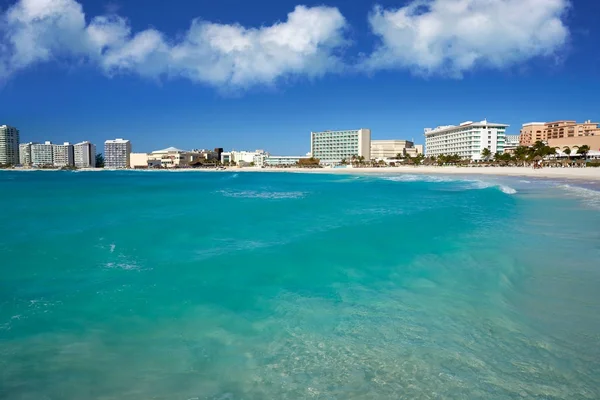 Praia do Fórum de Cancún Playa Gaviota Azul — Fotografia de Stock