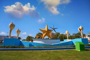 Meksika'da Cancun Plaza Ceviche Meydanı