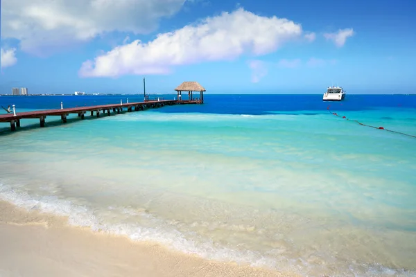 Pláž Playa Langostas Cancúnu v Mexiku — Stock fotografie