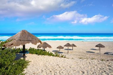 Cancun Delfines Beach Otel Bölgesi Meksika