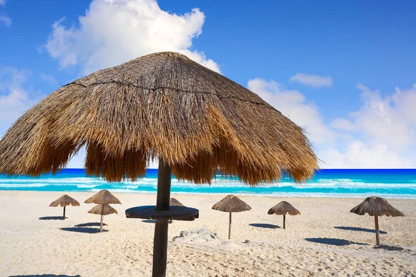 Cancun Delfines Beach at Hotel Zone Mexico — Stock Photo, Image