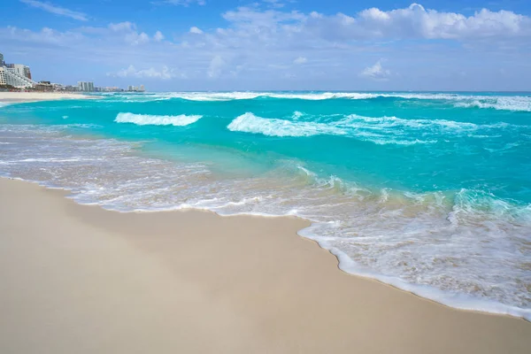 Cancun Karayipler beyaz kum plaj — Stok fotoğraf