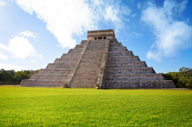Chichen Itza El Templo Kukulcan temple