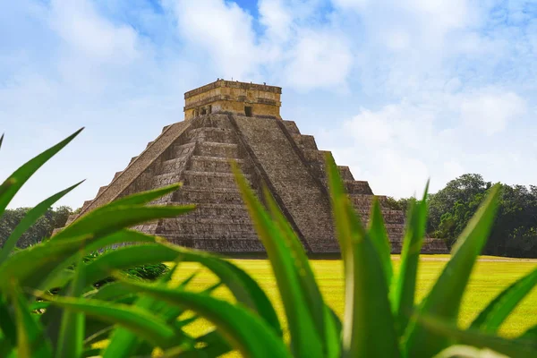 Chichen Itza El Templo Kukulcan temple — Zdjęcie stockowe