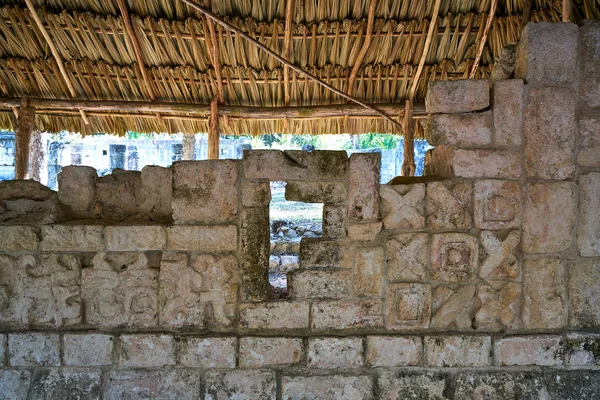 Chichén Itzá Piedra Maya tallada México — Foto de Stock