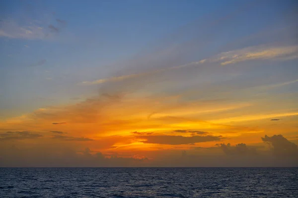 海のカリブ海の夕日 — ストック写真