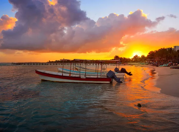 Mahahual Caribbean beach i Costa Maya — Stockfoto