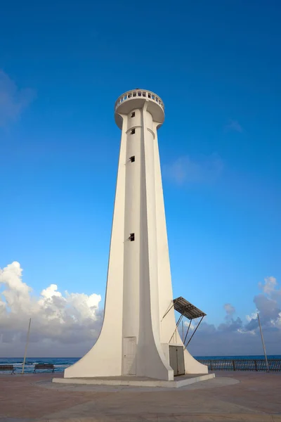 Farol Mahahual em México — Fotografia de Stock