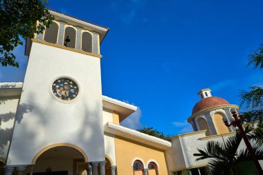 Riviera Maya Puerto Morelos kilisede