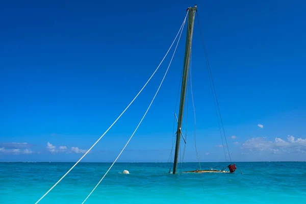 Karibská plachetnice vrak po bouři — Stock fotografie