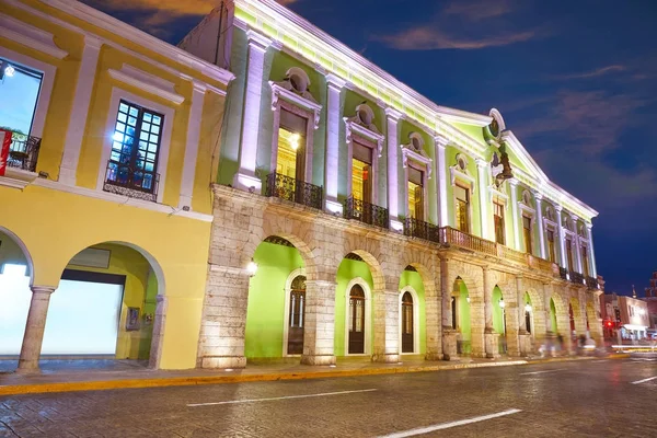 Merida staden färgglada fasader Yucatan Mexico — Stockfoto