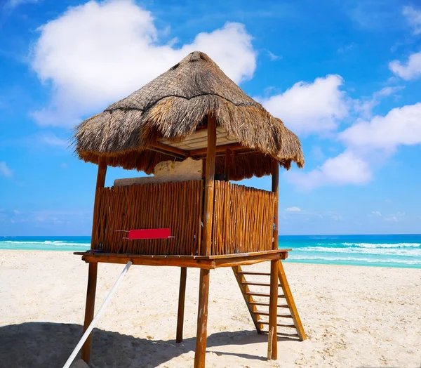 Playa Marlin in Cancun Beach in Mexico — Stock Photo, Image