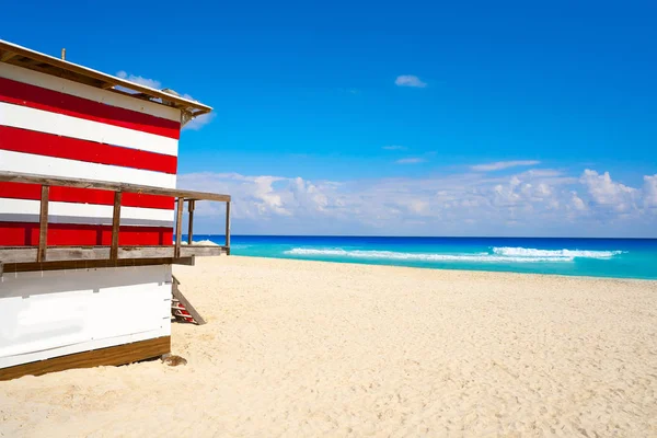 Cancun playa delfines Strand Riviera Maya — Stockfoto
