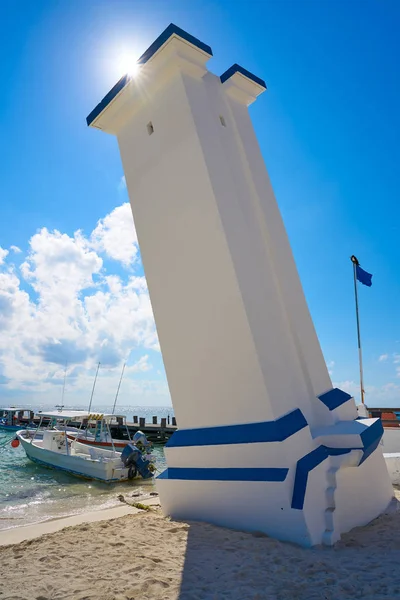 Puerto Morelos old bent lighthouse — Stock Photo, Image