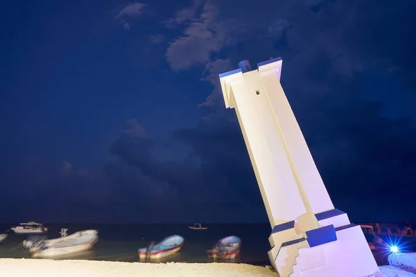 Puerto Morelos bent lighthouse Mexico — Stock Photo, Image
