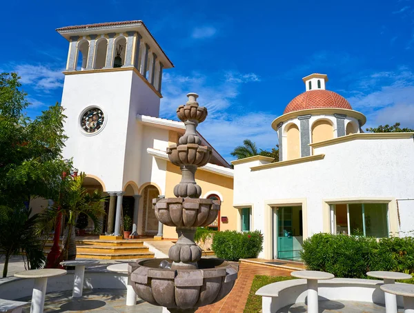 Puerto morelos kirche in riviera maya — Stockfoto