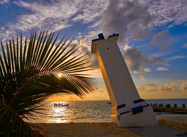 Puerto Morelos sunrise latarni Riviera Maya — Zdjęcie stockowe