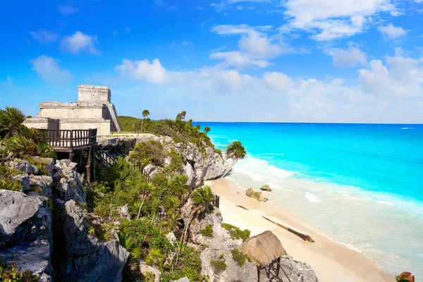 Ruines de la ville maya de Tulum à Riviera Maya — Photo