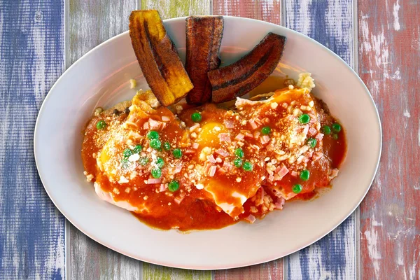 멕시코의 Motulenos 계란 아침 식사 — 스톡 사진