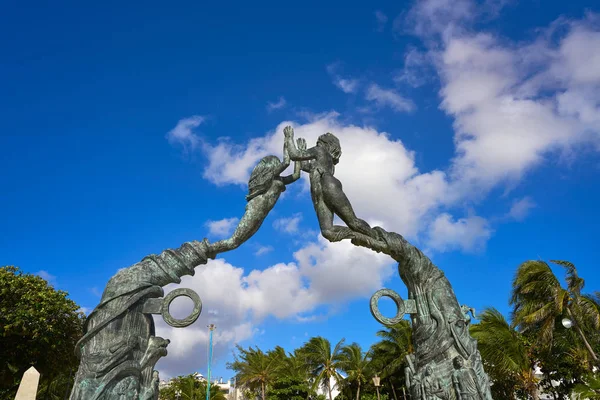 Playa del Carmen Portal Escultura maia — Fotografia de Stock