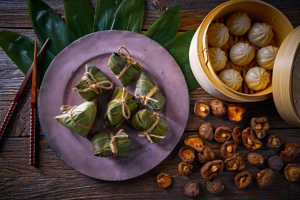 Zongzi Райс пельмени свиные булочки шиитаке — стоковое фото