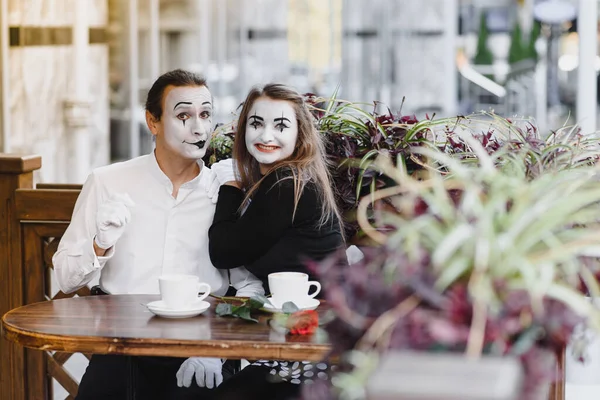 Mimes Frente Cafetería París Actuando Como Beber Café — Foto de Stock