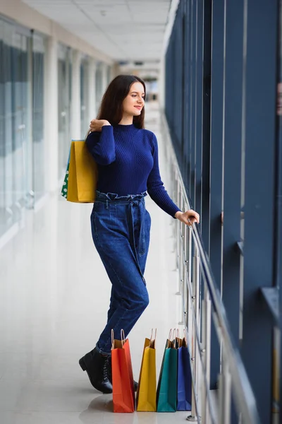 Retrato Menina Compras Moda Mulher Beleza Com Sacos Compras Shopping — Fotografia de Stock