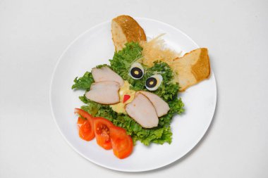 Paskalya için çocuklar için komik yemekler.