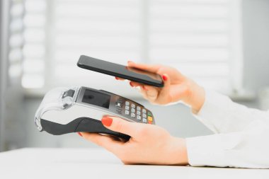 NFC teknolojisi ile ödeme müşteri