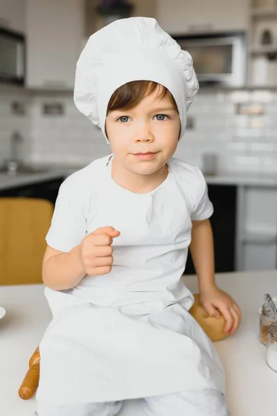 Little Boy Kitchen Cute Boy Wears Chef Hat Apron — Stock Photo, Image