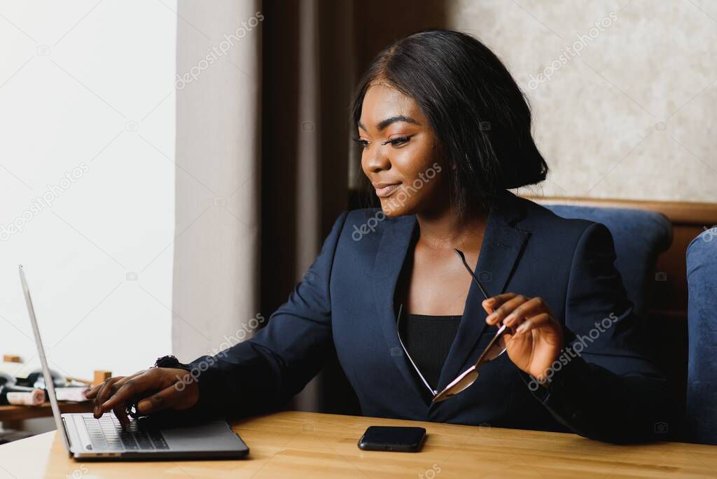 Portraite of a African-American business woman.