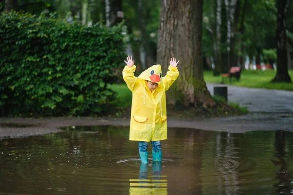 Little Boy Playing Rainy Summer Park Child Umbrella Waterproof Coat — Stock Photo, Image